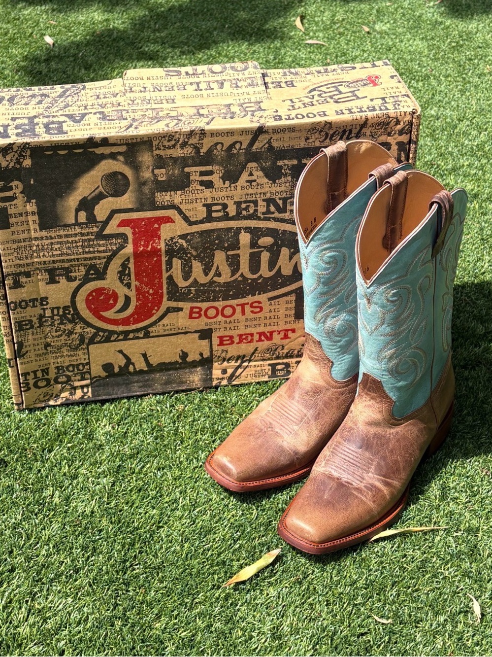 Justin Boots Brown Foot with Turquoise Western Pull-On Boots